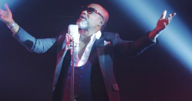 RDC: Koffi Olomidé entendu par une commission de censure à Kinshasa RDC: Koffi Olomidé entendu par une commission de censure à Kinshasa